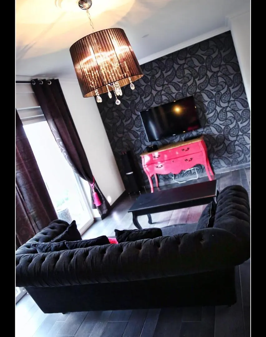 V E R O N E - Rooms & Suites - Liege - Rocourt 3*,